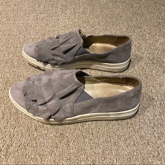 Suede Seychelles ruffle sneakers - Picture 6 of 8